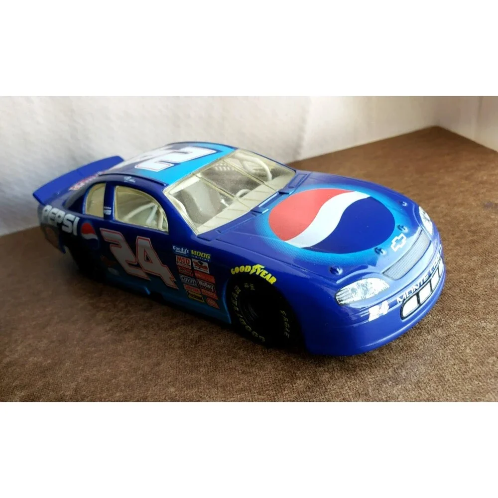 1999 Hasbro NASCAR JEFF GORDON '98MONTE CARLO CHEVROLET PEPSI 24 Blue 1:24 LOOSE